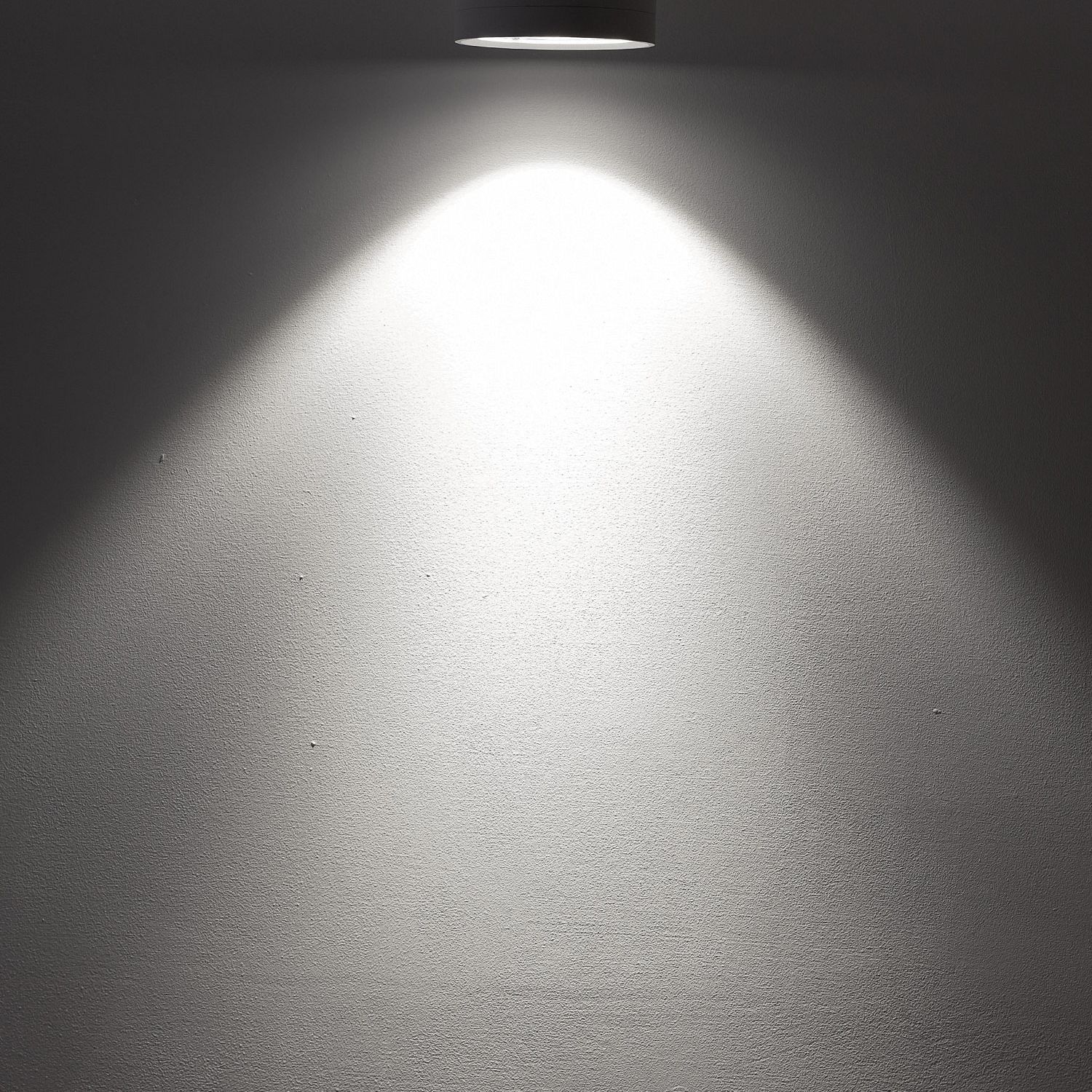 ISOLED LED Strahler mit Montagebügel und Schukostecker, 40W, 36°, schwenkbar, weiß matt, 4000K, CRI>90 - 5