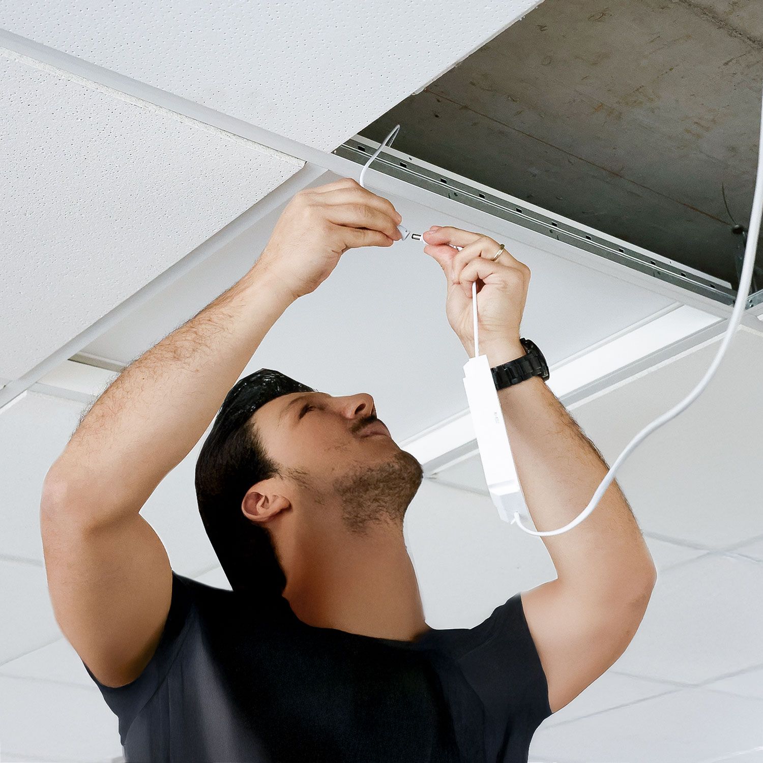 ISOLED Einlegerahmen rückversetzt weiß RAL 9016 für LED Panel 625x625 - 10