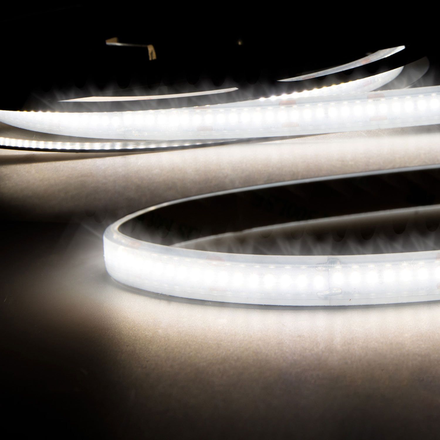 ISOLED LED CRI940 Linear11 Flexband, 24V DC, 6W, IP54, 4000K, 5m Rolle, 180 LED/m ISOLED LED CRI940 Linear11 Flexband, 24V DC, 6W, IP54, 4000K, 5m Rolle, 180 LED/m - 1