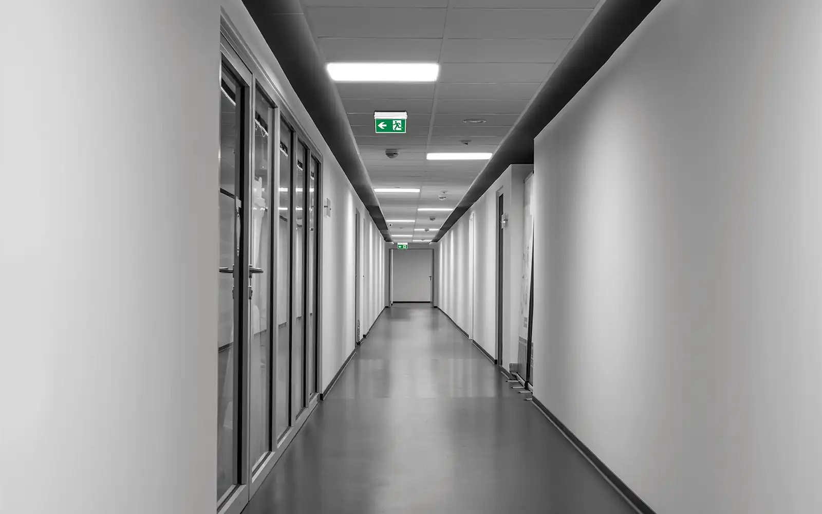 ISOLED LED Panel Professional Line 625 UGR