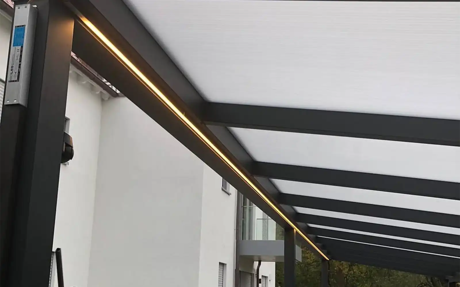 ISOLED LED SIL845 Flexband, 24V DC, 9,6W, IP66, 4500K, 5m Rolle, 120 LED/m - 2