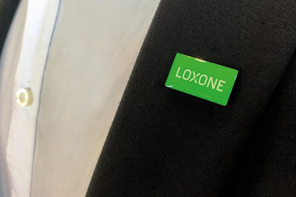Loxone Ansteckpin - 3