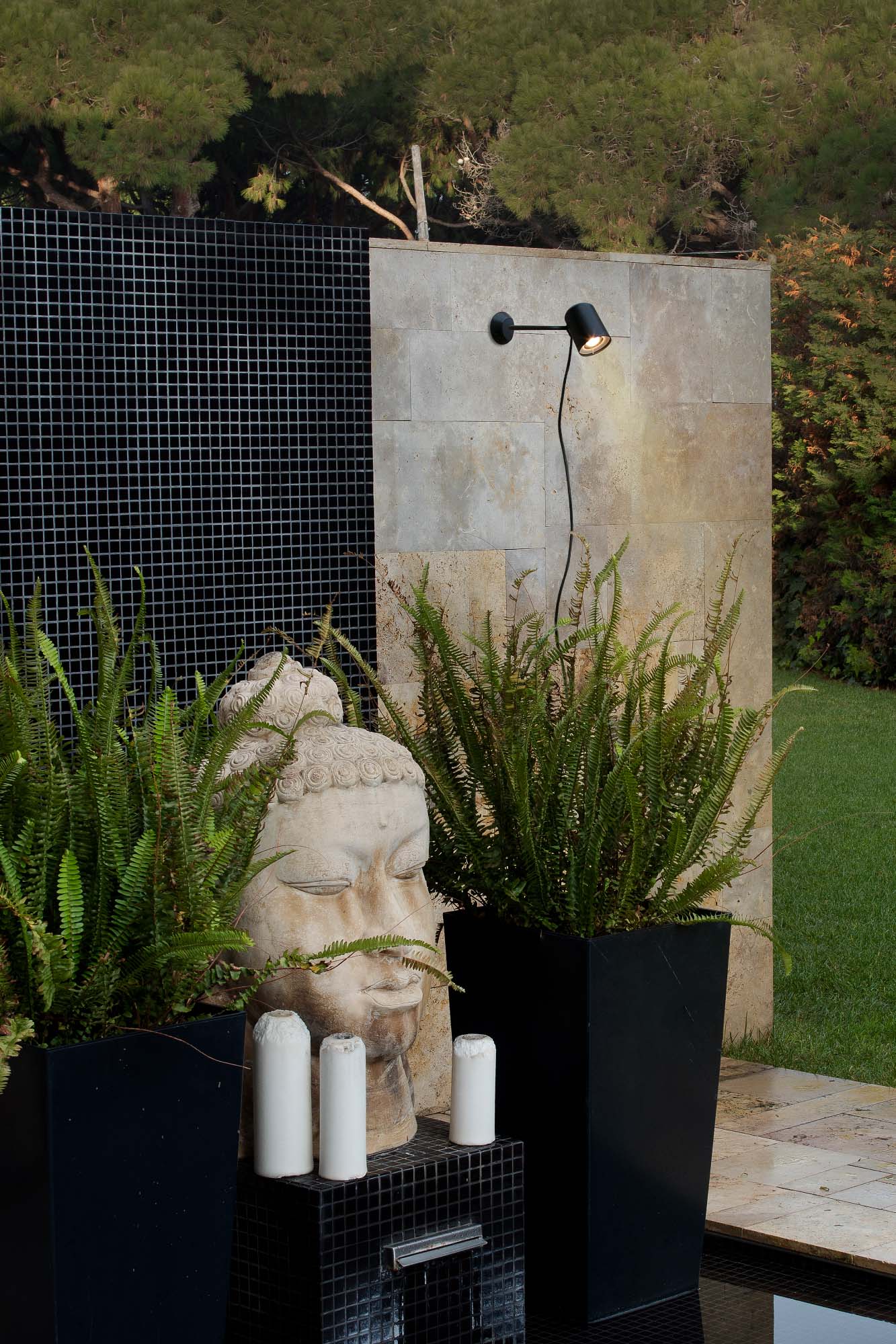Faro FLOW Wandleuchte mit schwarzem Stab - 2