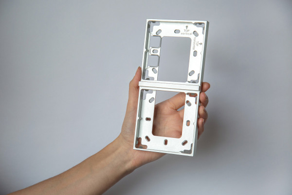 Loxone Montagerahmen 2-fach Silber - 4