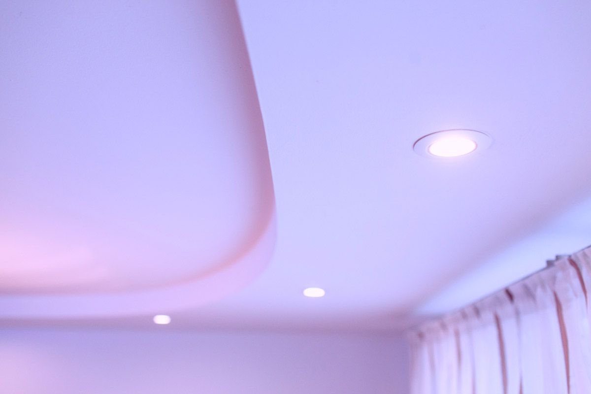Loxone LED Spot RGBW PWM Weiß Gen. 1 - Produktbild 3