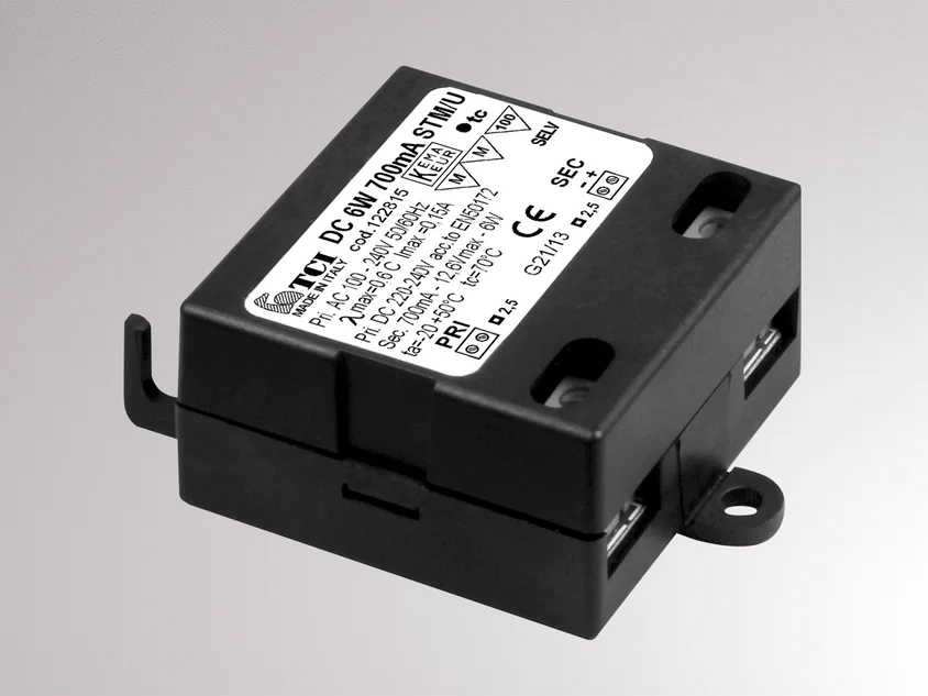 Molto Luce Stm U Konverter (Schwarz) - 1