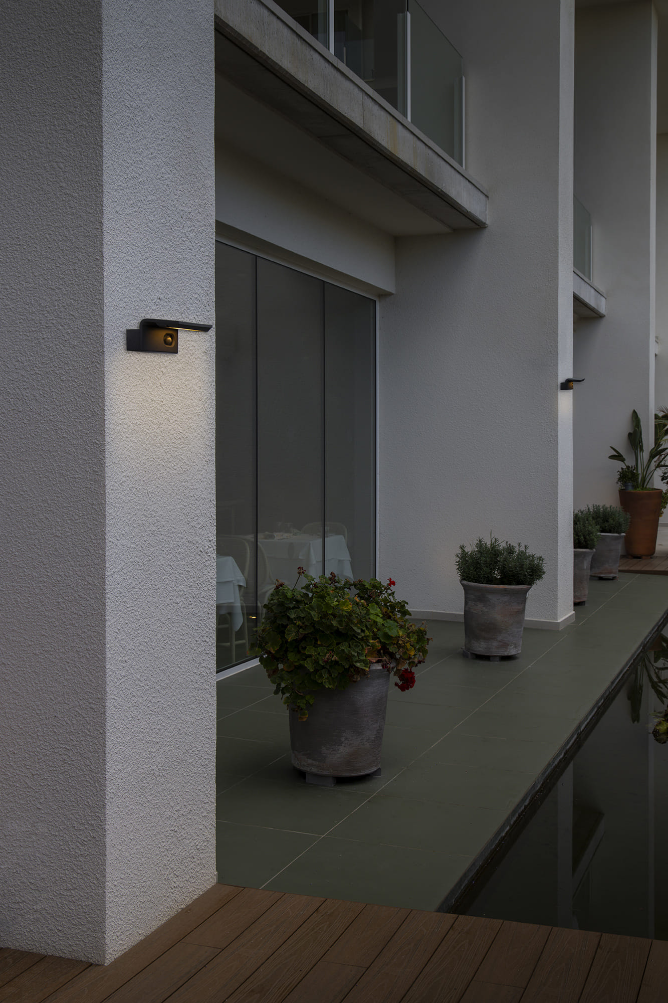 Faro LUMA Wandleuchte dunkelgrau - Produktbild 4