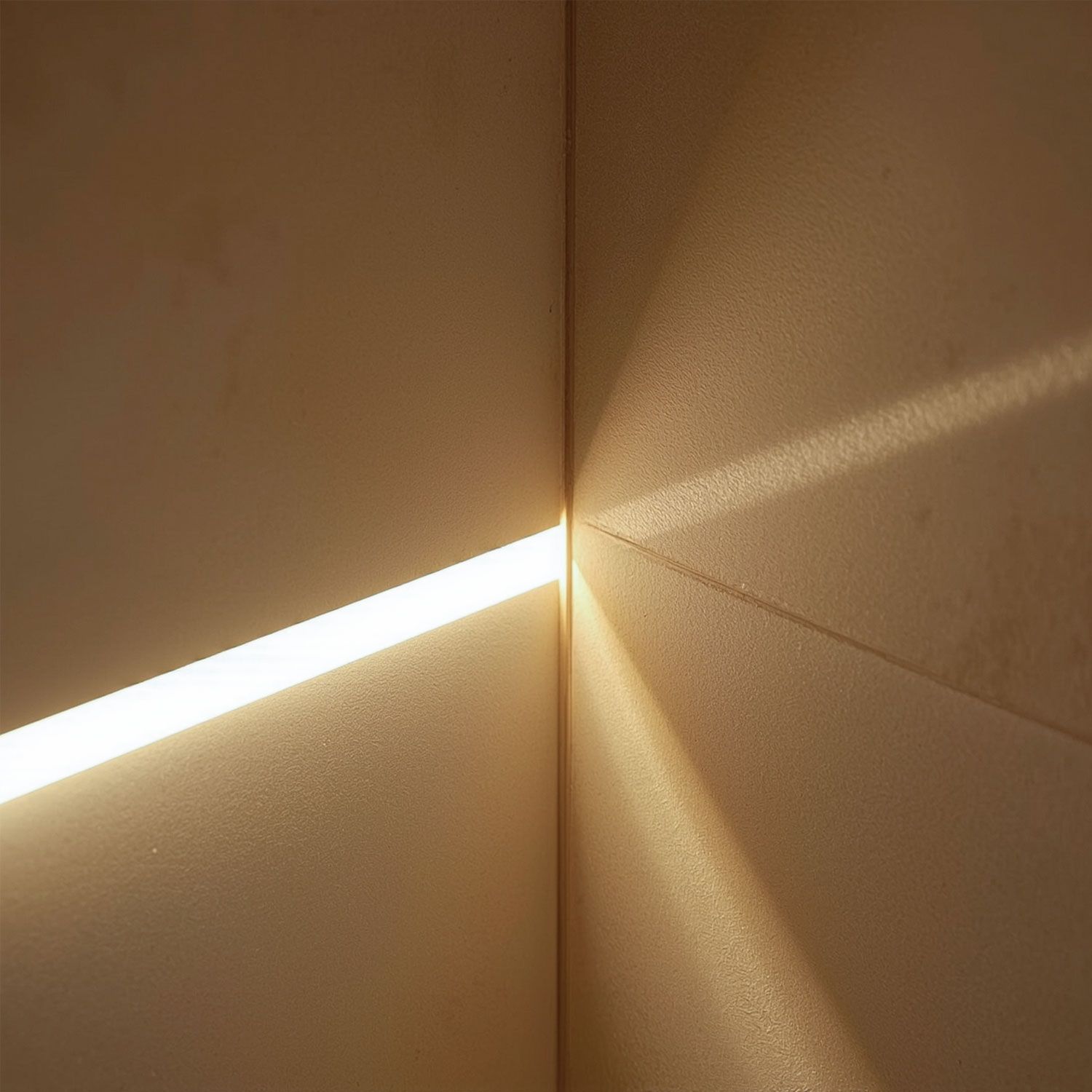 ISOLED LED NEON927 Flexband B13H10 für Fliesenprofile, 24V DC, 6W, 300cm, IP67, 2700K, 140 LED/m - 5