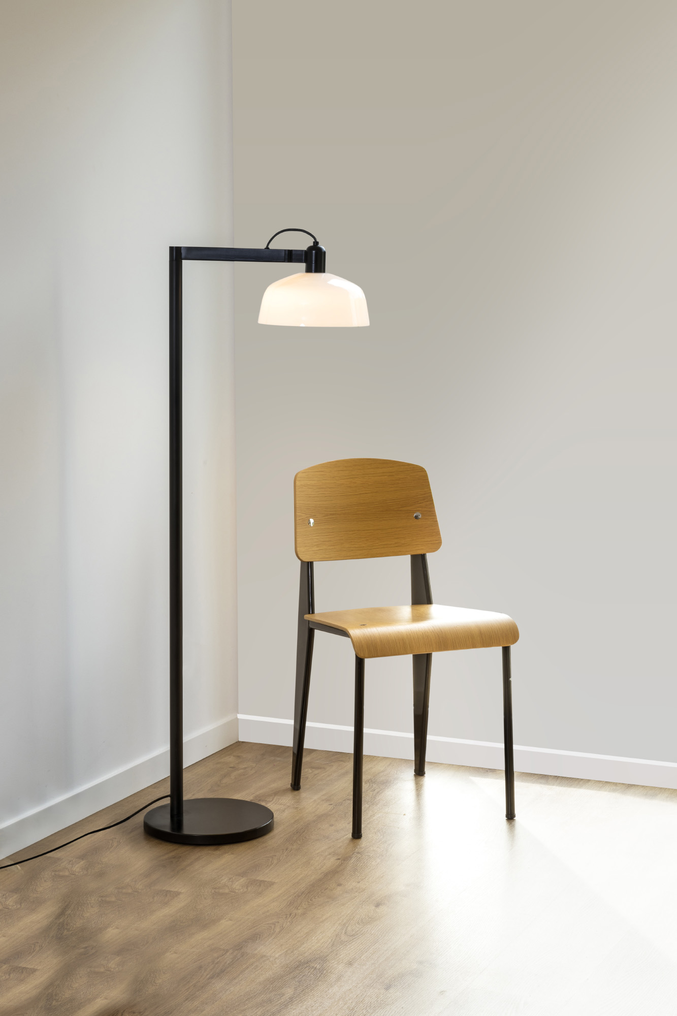 Faro TATAWIN Weiße Stehleuchte für das Wohnzimmer - 3