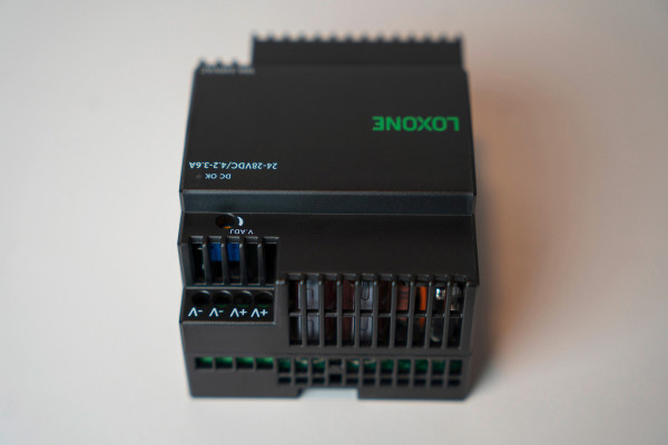 Loxone Netzteil 24V, 4,2A - Produktbild 4