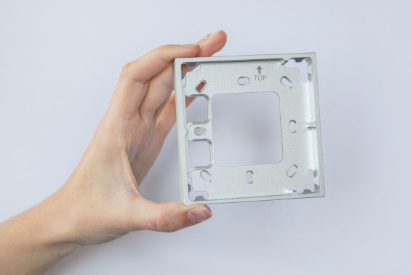 Loxone Montagerahmen 1-fach Silber - 4