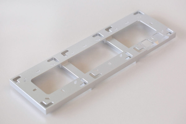 Loxone Montagerahmen 3-fach Silber - 4