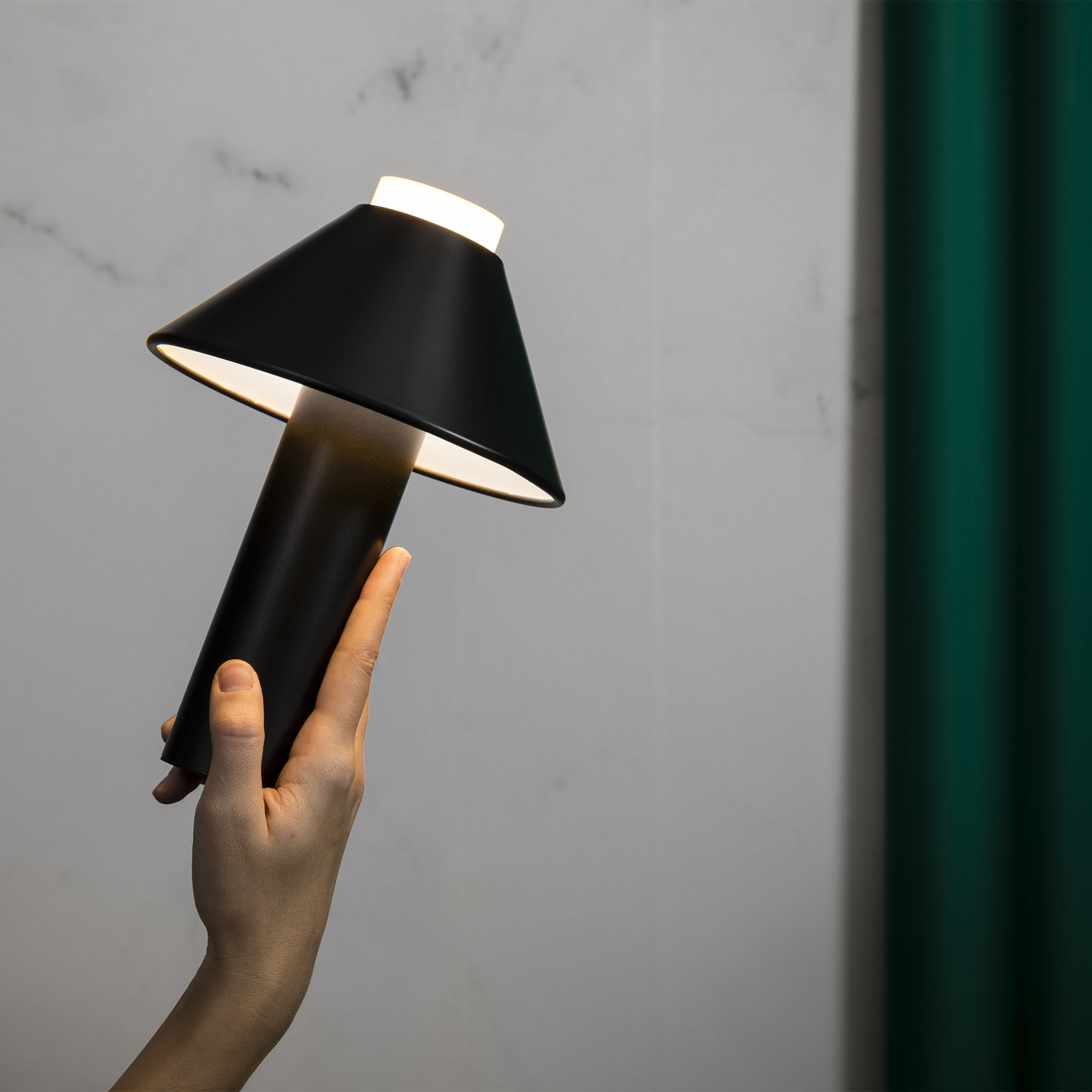 Faro FUJI Schwarze tragbare Lampe - 6