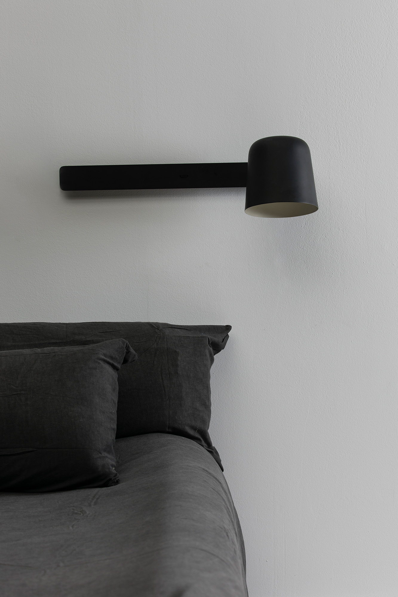 Faro TILA Wandleuchte schwarz - Produktbild 4
