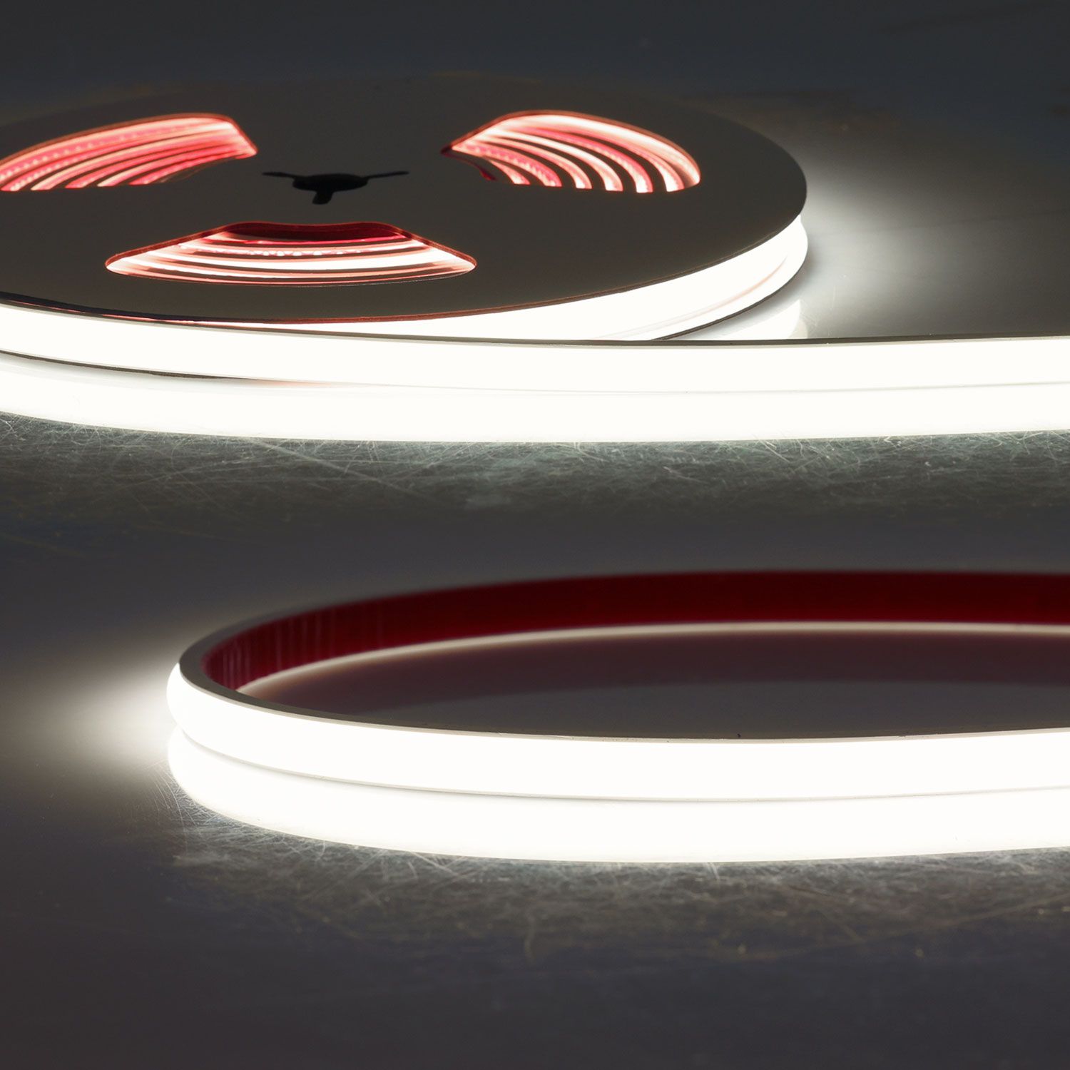 ISOLED LED FC940 24V Flextube 10 W, IP66, 4000K, 2,5m Rolle, 240 LED/m, MiniAmp, MiniCut ISOLED LED FC940 24V Flextube 10 W, IP66, 4000K, 2,5m Rolle, 240 LED/m, MiniAmp, MiniCut - 1