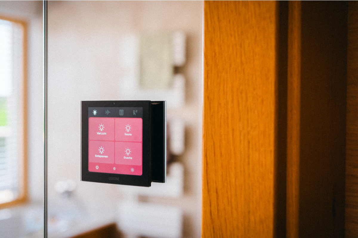 Loxone Touch Pure Display Tree - 9