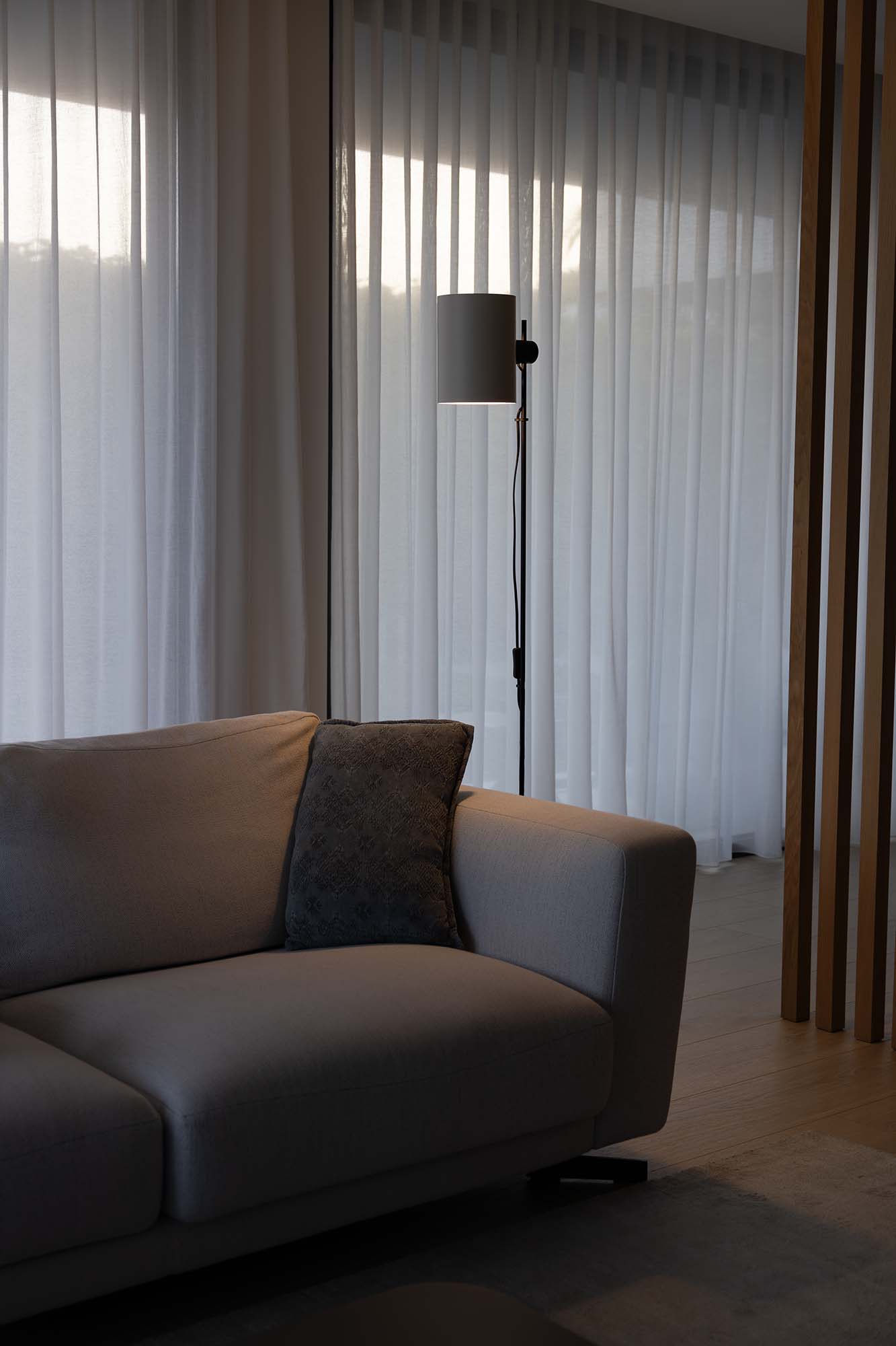 Faro GUADALUPE Stehleuchte Schwarz/Beige - 3