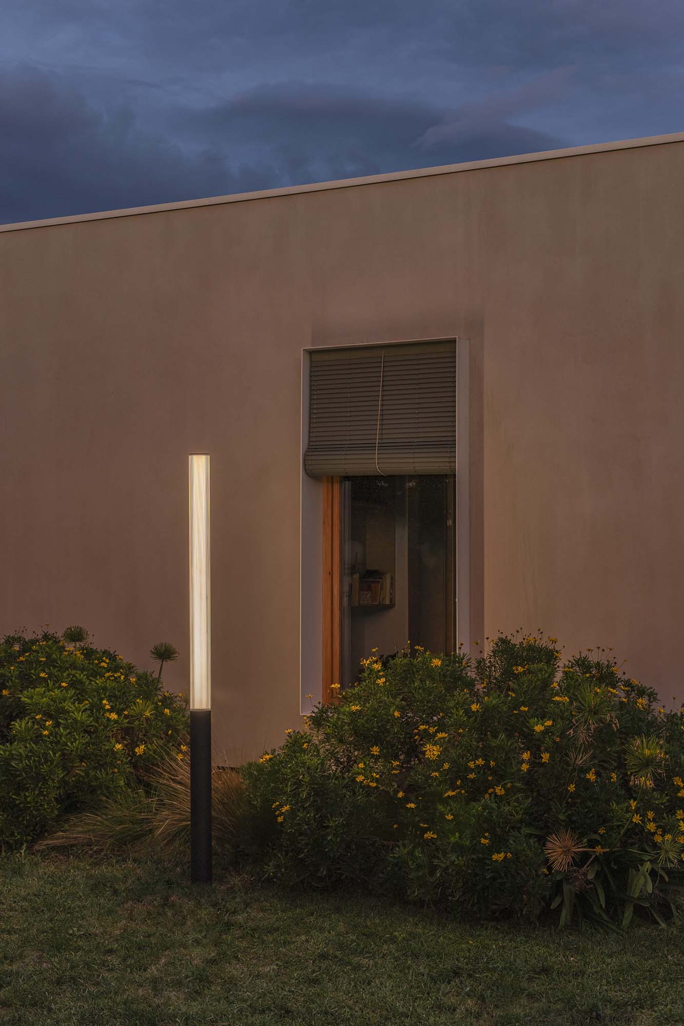 Faro TURA 2050 Signallampe dunkelgrau warmes Licht - 2