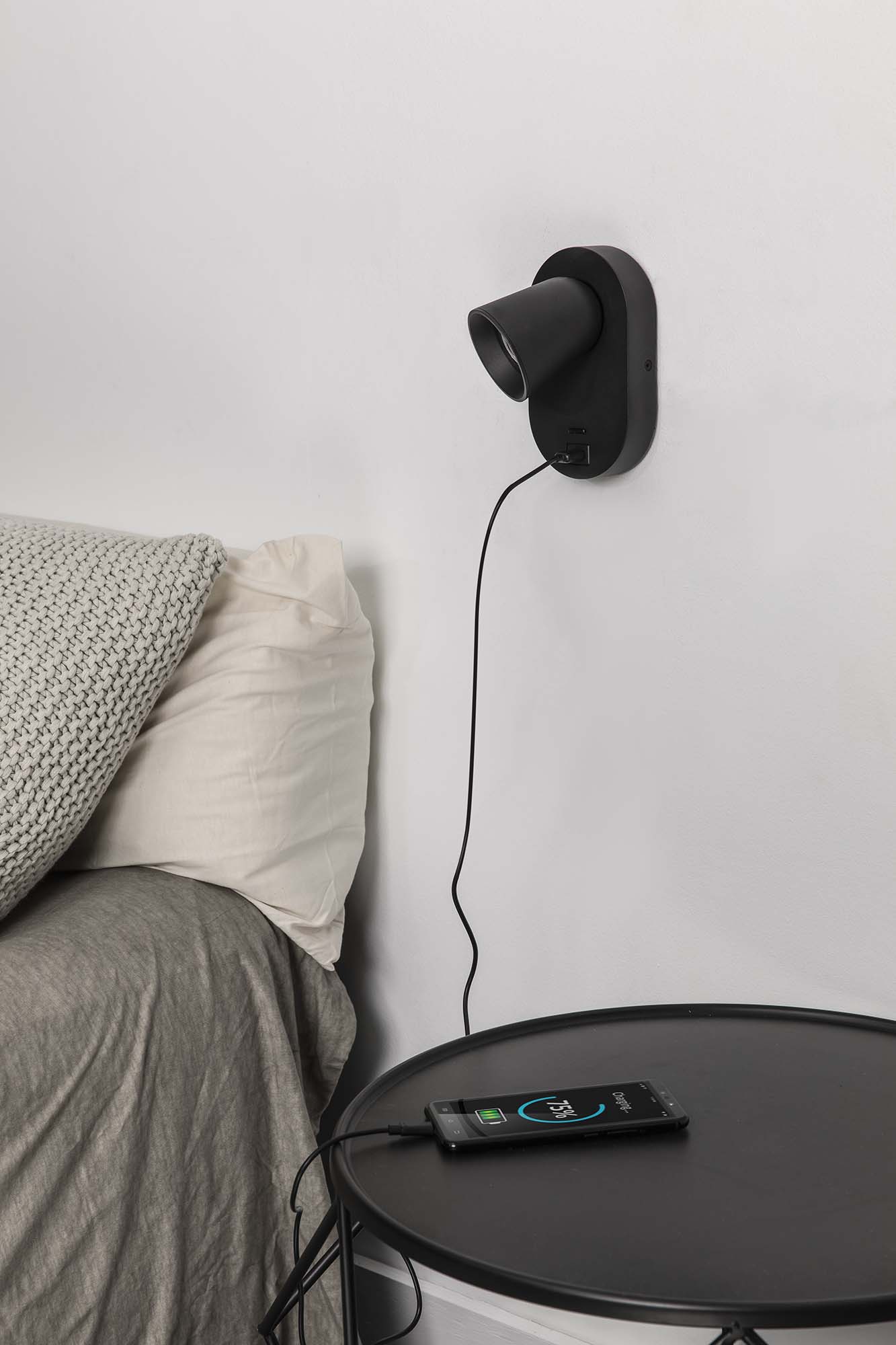 Faro CORB USB C Wandleuchte schwarz - Produktbild 2