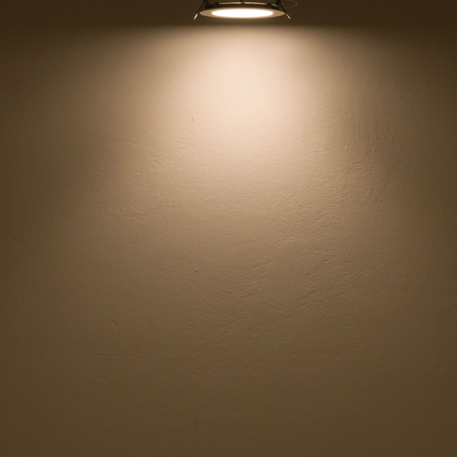 ISOLED LED Downlight, 12W, rund, ultraflach, blendungsreduziert, schwarz, warmweiß, dimmbar CRI90 - 4