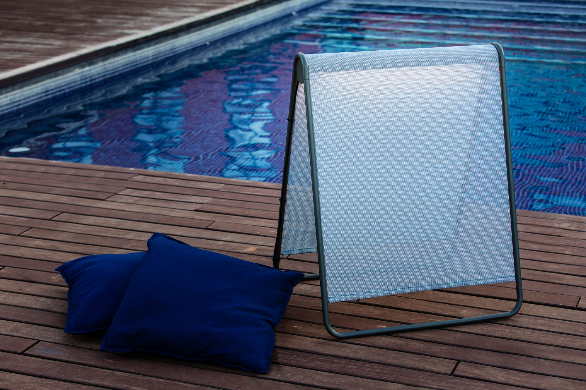 Faro CADAQUÉS Blaue Stehleuchte für das Wohnzimmer - 3