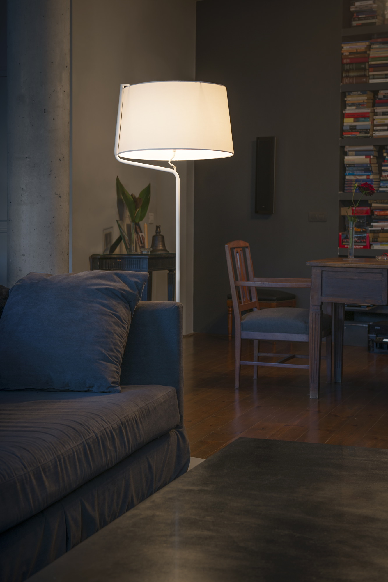 Faro BERNI Weiße Stehleuchte für das Wohnzimmer - 3
