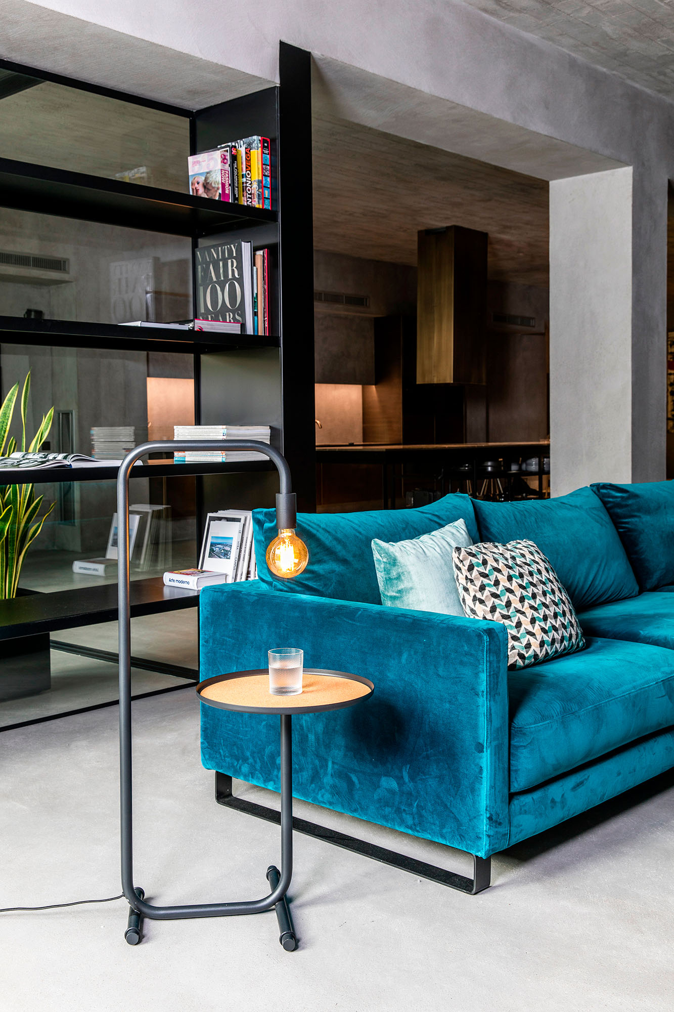Faro GUEST Schwarzes Lounge-Bein - 6