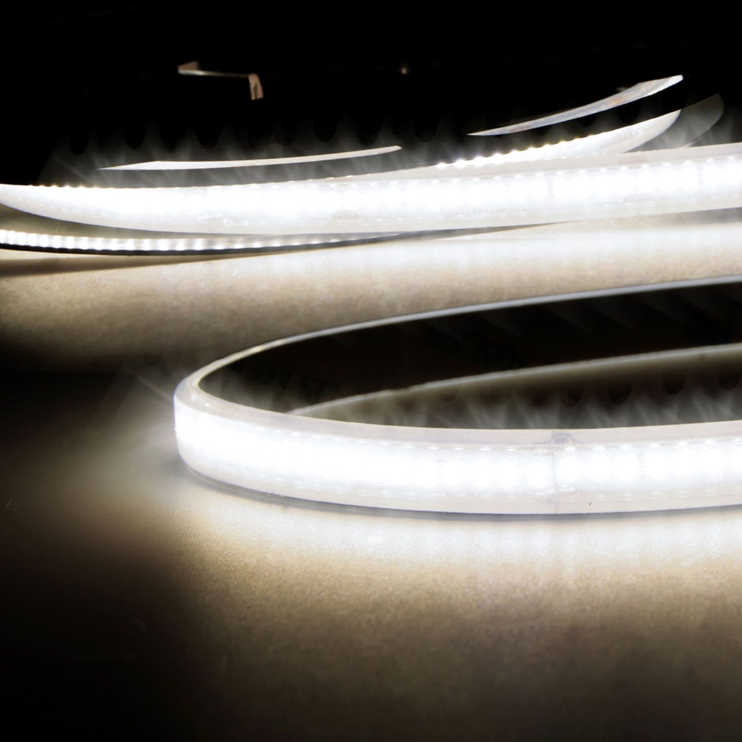 ISOLED LED AQUA CRI940 Linear 48V Flexband, 8W, IP68, 4000K, 30m Rolle, 240 LED/m ISOLED LED AQUA CRI940 Linear 48V Flexband, 8W, IP68, 4000K, 30m Rolle, 240 LED/m - 1