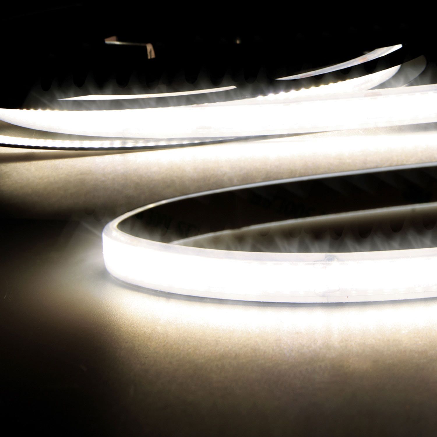 ISOLED LED AQUA CRI940 Linear 48V Flexband, 13W, IP68, 4000K, 20m Rolle, 239 LED/m ISOLED LED AQUA CRI940 Linear 48V Flexband, 13W, IP68, 4000K, 20m Rolle, 239 LED/m - 1
