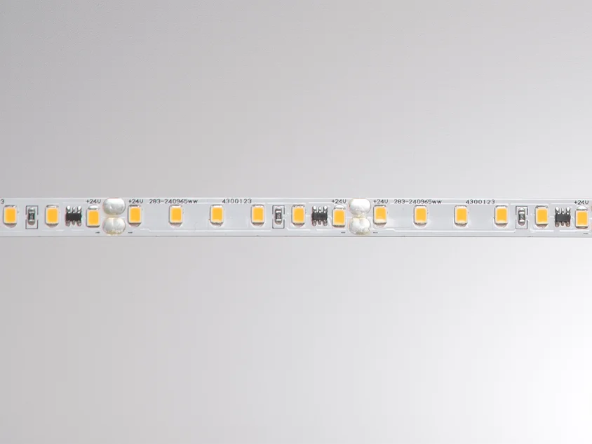 Molto Luce Premium LED Stripe IP 65 (Weiß) - 1
