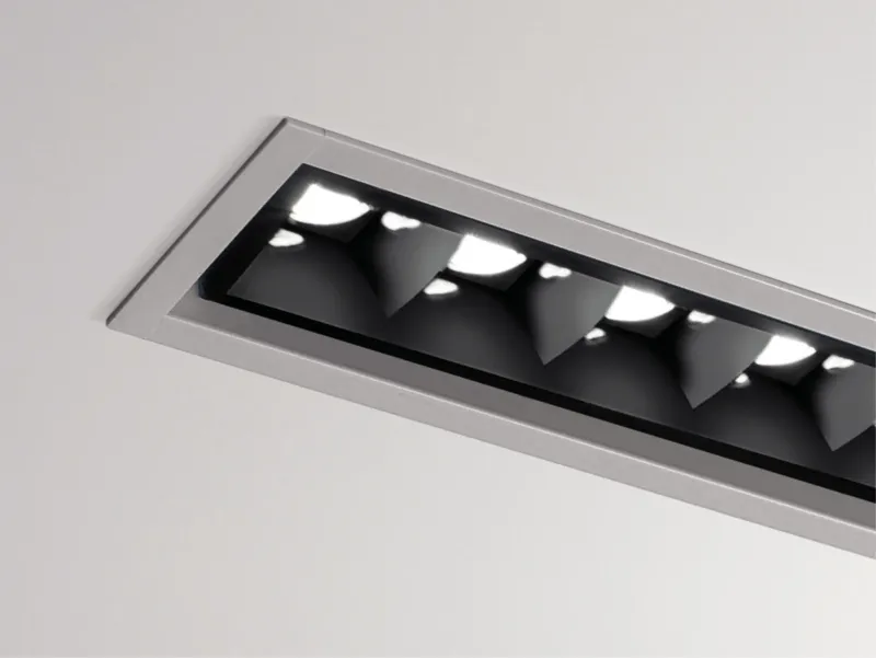 Molto Luce RIDE LENS R (aluminium eloxiert/schwarz) Molto Luce RIDE LENS R (aluminium eloxiert/schwarz) - Produktbild 1