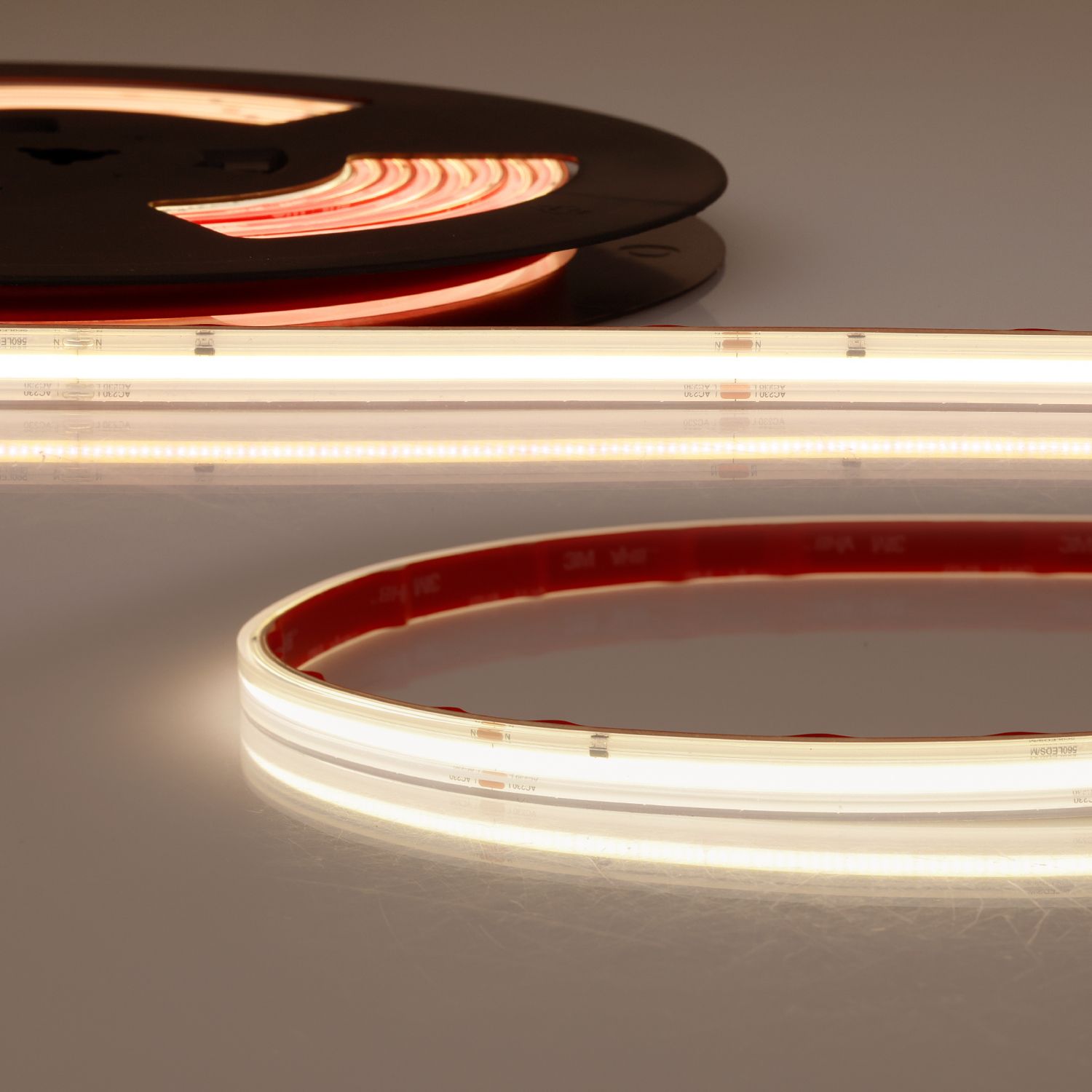 ISOLED LED Flexband 230V COB, 14W/m, 5m Rolle, 3000K, CRI90, IP67, male-Stecker einseitig ISOLED LED Flexband 230V COB, 14W/m, 5m Rolle, 3000K, CRI90, IP67, male-Stecker einseitig - 1