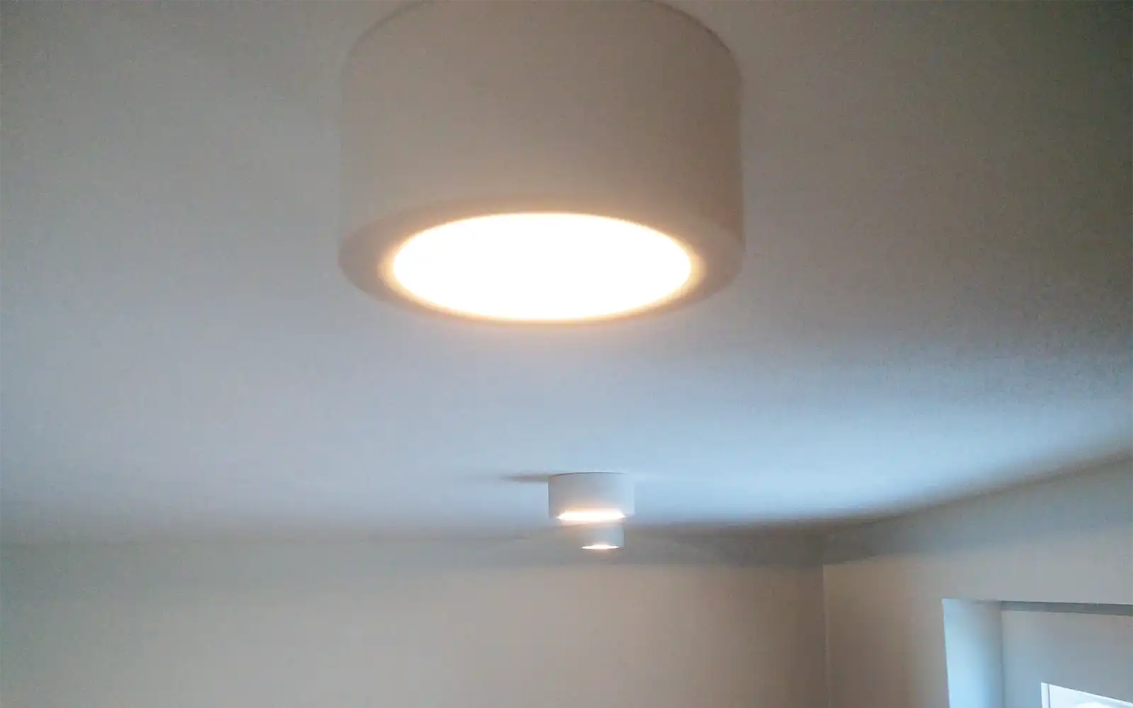 ISOLED LED Aufbauleuchte LUNA 8W, weiß, rund, DN106,5, indirektes Licht, warmweiß, dimmbar - 2