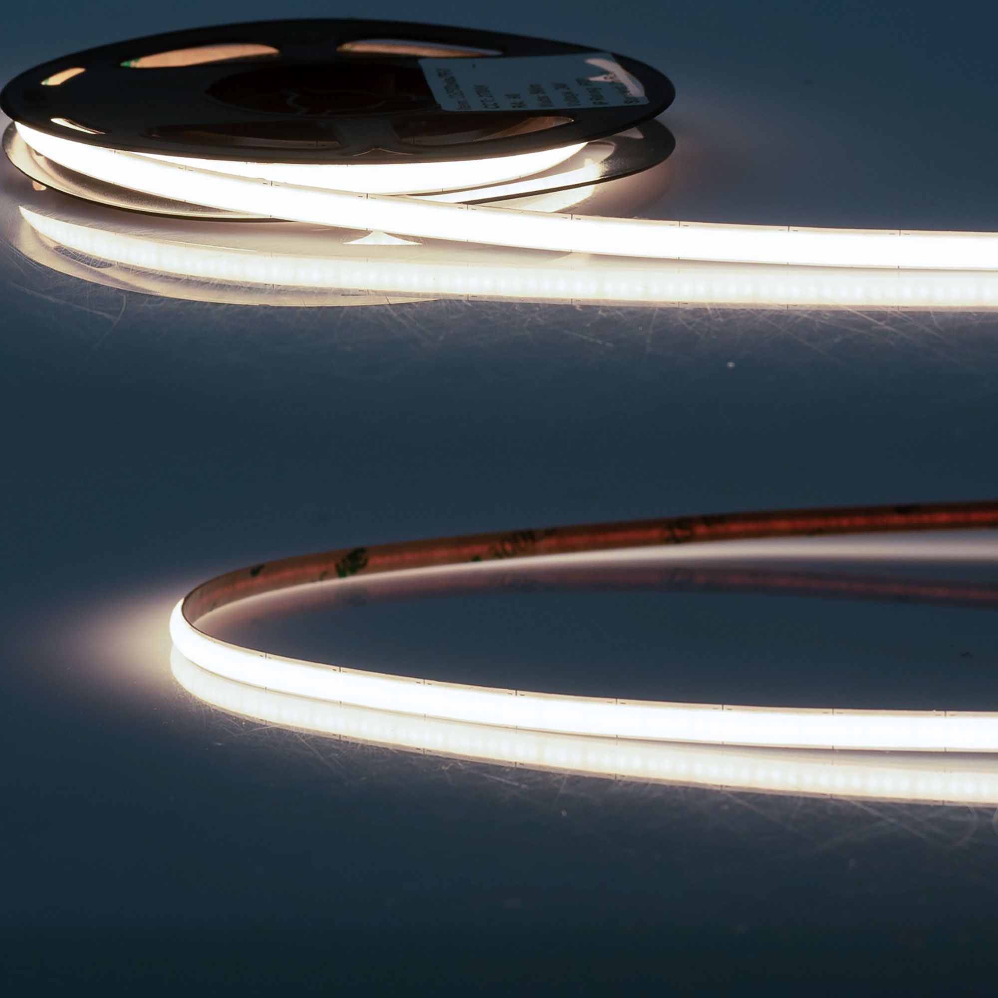 ISOLED LED COB940 MICRO Linear Flexband, 24V DC, 7W, IP20, 4000K, 5m Rolle, 504 LED/m ISOLED LED COB940 MICRO Linear Flexband, 24V DC, 7W, IP20, 4000K, 5m Rolle, 504 LED/m - 1