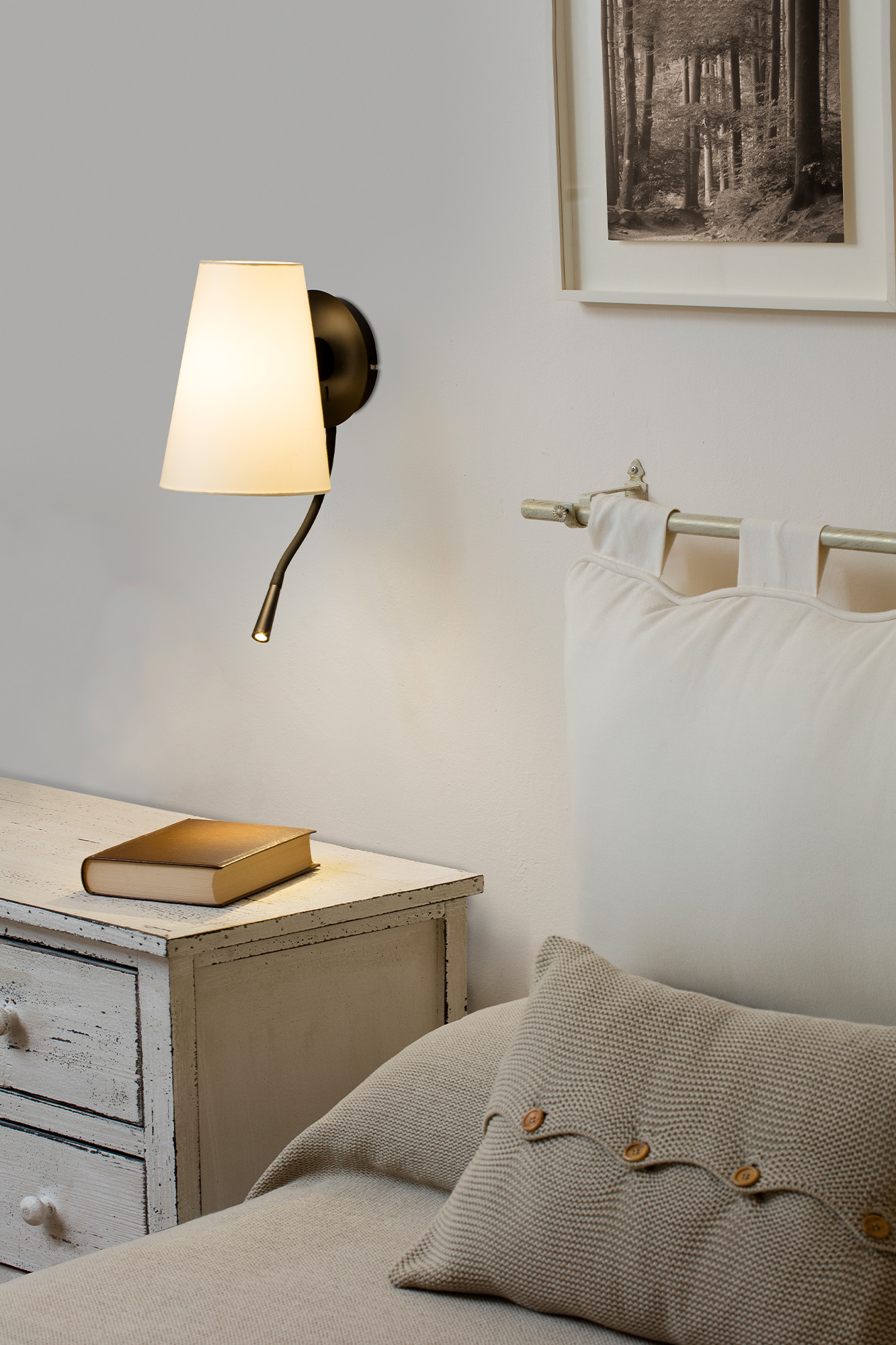 Faro LUPE Schwarz/beige Wandleuchte mit Leser - Produktbild 2