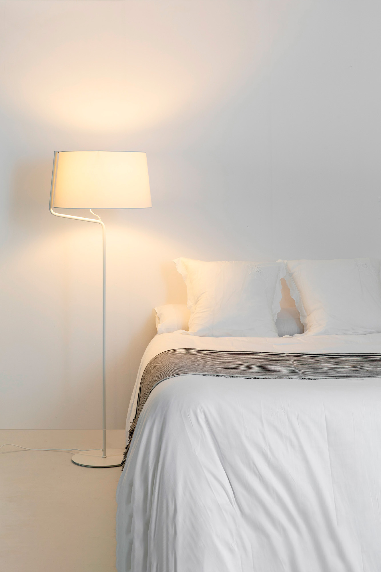 Faro BERNI Weiße Stehleuchte für das Wohnzimmer - 2